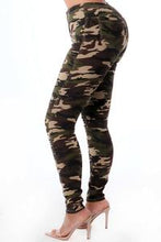 Load image into Gallery viewer, Camouflage high waist pants
